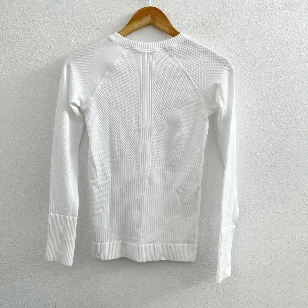 LULULEMON Rest Less Pullover No Size Tag Check Measurements